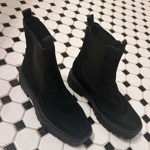 Womens Sam Edelman suede boot like new condition. Only worn twice. Too small.